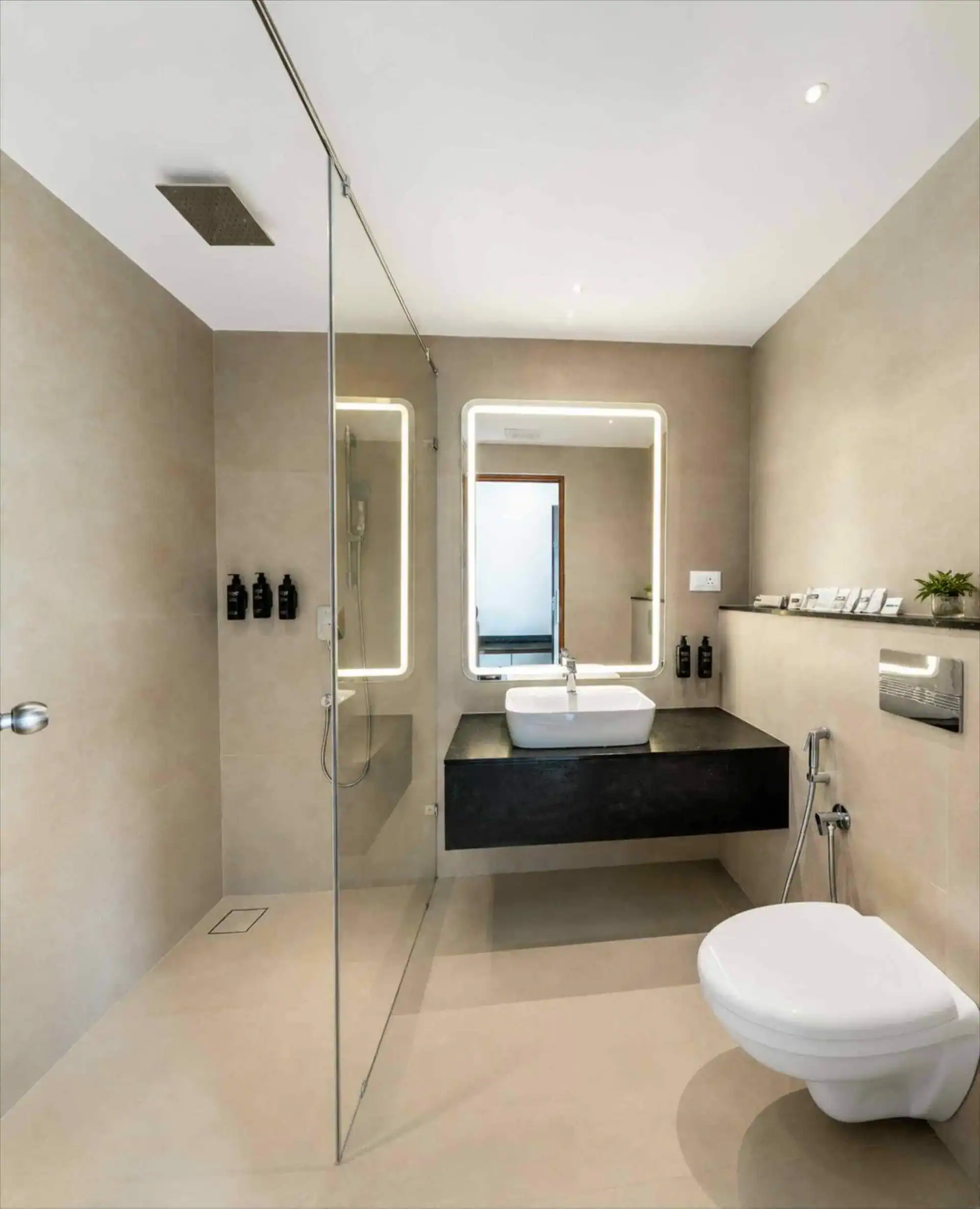 Rain shower and floating vanity en-suite bathroom